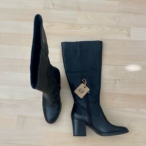 Born Elbe Women's Boots Full Grain Leather | Color: Black | Size: 6.5 |